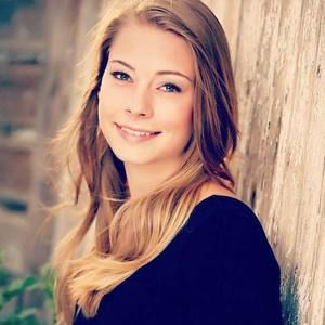 Meet your Posher, Macy